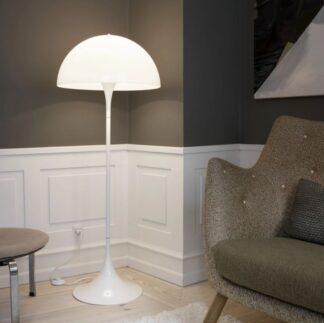 Louis Poulsen Stehleuchte Panthella weiss